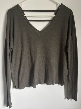 SO Olive V-Neck Long Sleeve Top with Double-Strap Back. Crop style